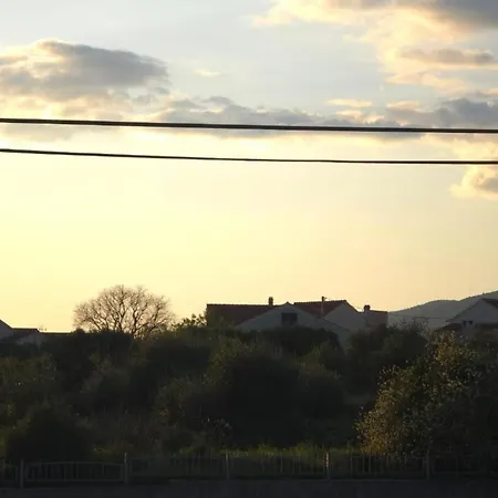 Peaceful With Style - Lägenhet